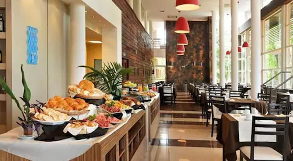 Gran Tourbillon & Apartahotel 4*